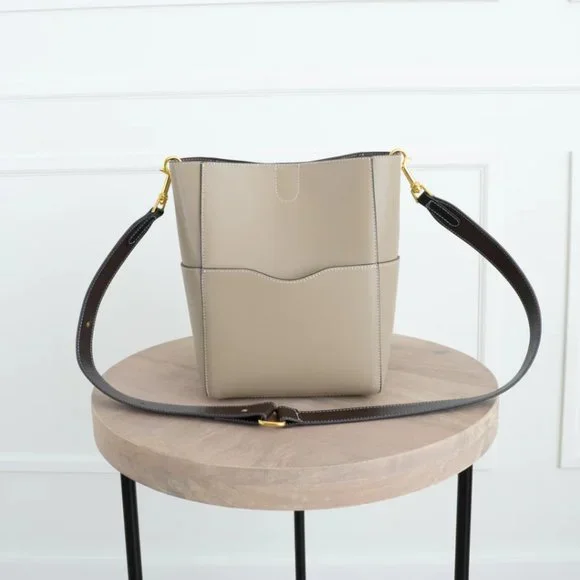 The Jordan Leather Bucket Bag - Pebble - Picture 6 of 11